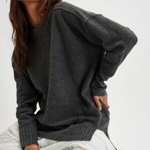 Free People Phoebe Pullover - Crew Neck Sweater - Dark Heather Grey - XS